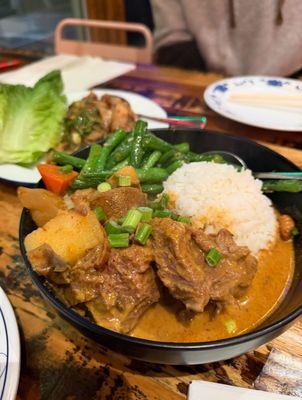 Mussamun Nuer (gf) - ($19.50)