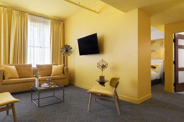Guest room