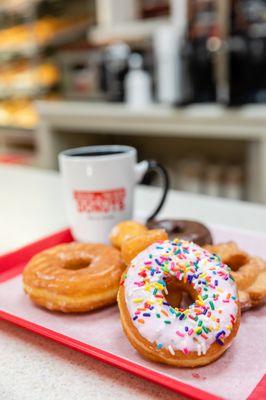 Dough In The Box Donuts - Marietta