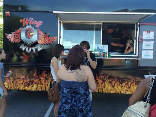 Wing Nutz Food Truck
