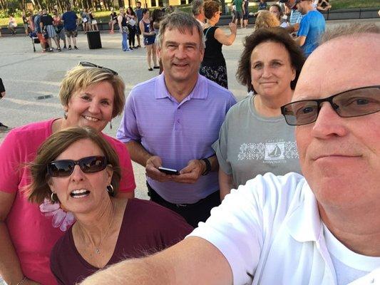 Art prize scavenger hunt