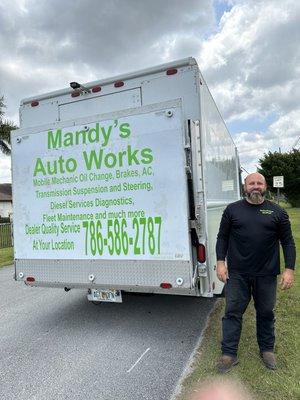 Mandy’s Auto Works