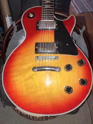 Early 70s Gibson, Les Paul classic in Cherry Sunburst.