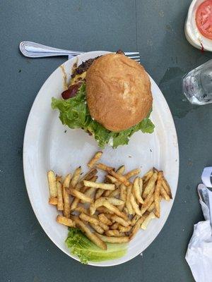 Don and GG's Food and Spirits