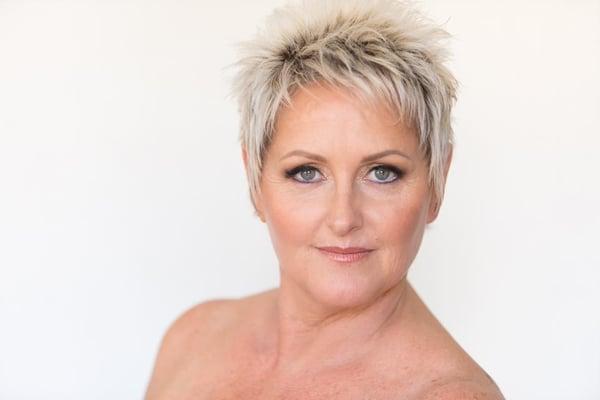 Amazing artist with a beautiful soul.... I am definitely coming back for makeup. If I could hire her everyday, I would!