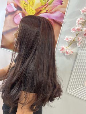 Gloss and Glam Beauty Salon