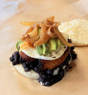 Vegetarian arepa