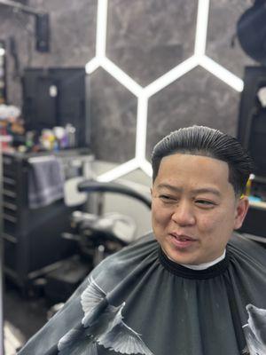 Platinum Noir Salon and Barber