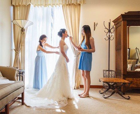 Irene’s Makeup Lesson