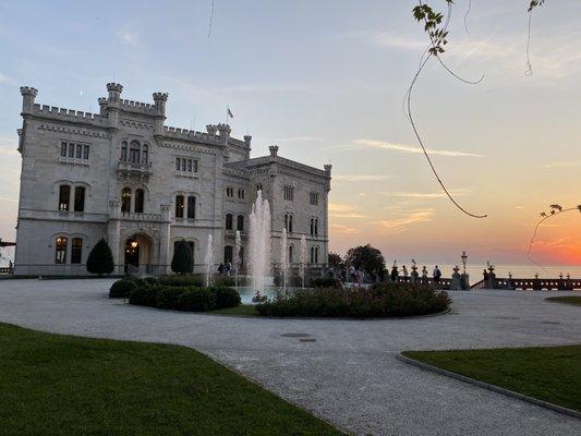 Tour Italy Like a Local