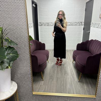 Bombshell Beauty Bar