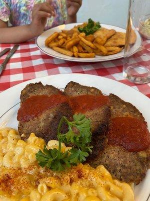 Super moist and flavorful Meatloaf with mac and cheese