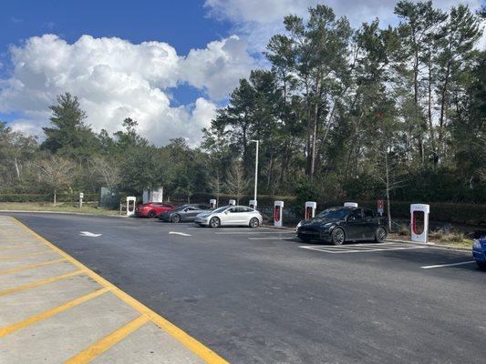 Tesla Supercharger - Deltona, FL