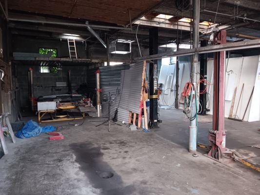 FRAME BENCH FOR STRAIGHTEN BENT VEHICLE FRAMES