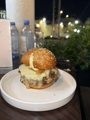 Le Rond Burgers