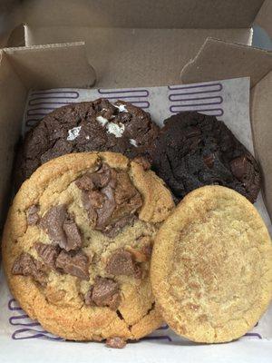Insomnia Cookies