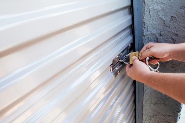 selfstorageincatoosa.com