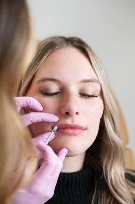 Boss Gal Beauty Bar - Easton