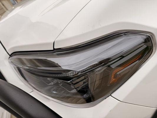 Excellent PPF wrap on my head lights