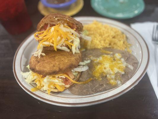 Dos Compadres Mexican Restaurant