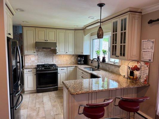 New Look Kitchen Refacing