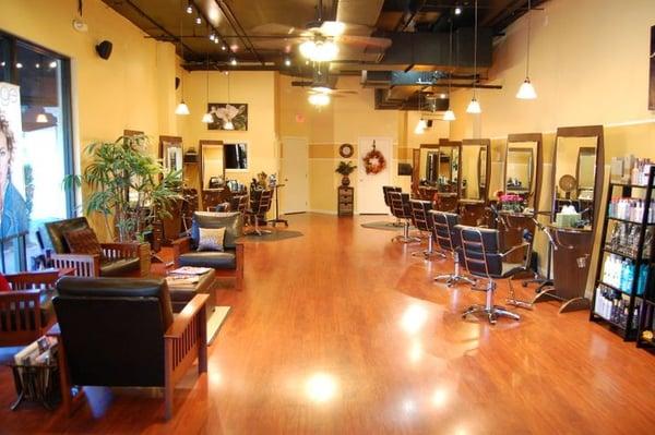 TDamon Mitchell Salon