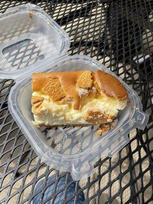 Golden orea cheesecake