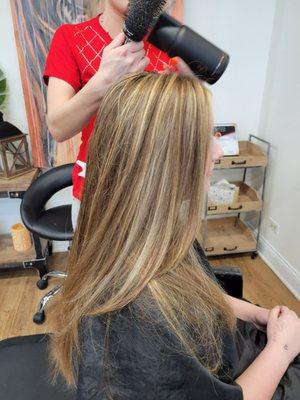 Julianne's Salon & Spa