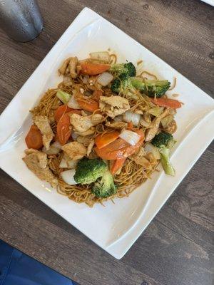 Stir fry noodles w/ chicken