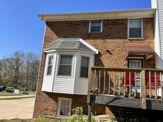 Stra8 Pressure Detailing