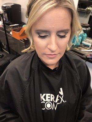 A subtle Smokey eye is a great look for an intimate outdoor wedding.