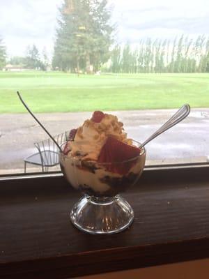 Brownie Sundae Dessert!