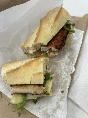 Chicken katsu banh mi