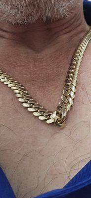 24" 9mm 14k chain.