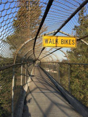 Oregon Expressway/Embarcadero Road Overcrossing