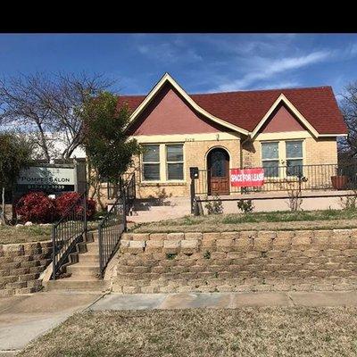 Our location - Park in front or rear