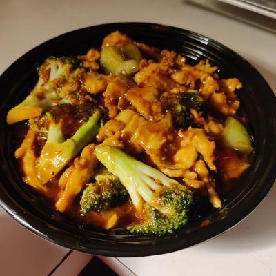 Chicken in garlic sauce