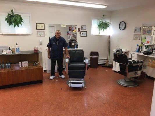 Delmar Barber Shop
