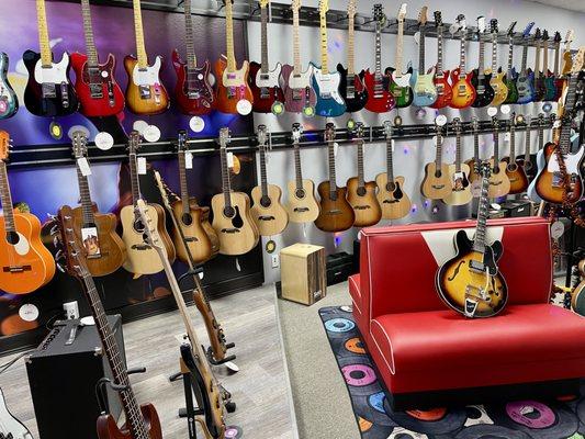 Ken Bates Guitar Bazaar