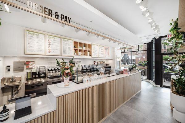 POS and bar at Pure Green Lakeview