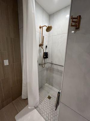 Flora Spa and Aesthetic Bar