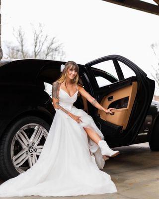 Rolls Royce Wedding Limo Daytona Beach and surrounding areas such as St Augustine
Orlando vintage car Bentley and Rolls Royce rental
