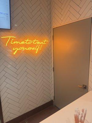 It's Boba Time - Selma