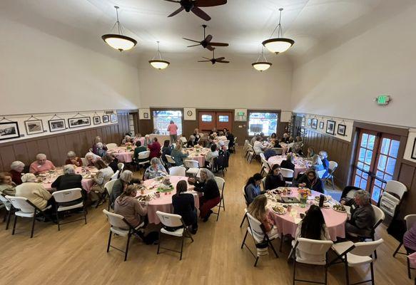 Redwood City Woman's Club
