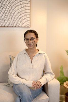 Meet Jena D'souza, Registered Associate Marriage & Family Therapist. Read more about Jena on our website: www.sagewellnessctr.org.