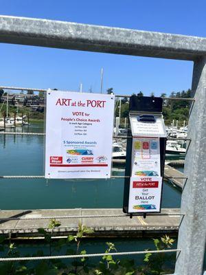 Boardwalk next to market.