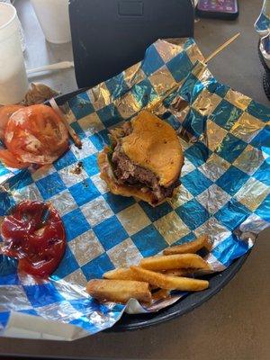 Beach Bites & Burgers