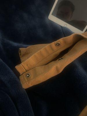 Could you fix this button? If you can, I will bring it to you to get it fix. Thank you.