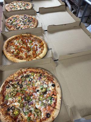 Catering Order varieties of pizza