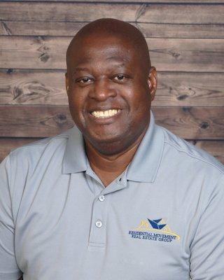 Dwight Newell - Globalwide Realty